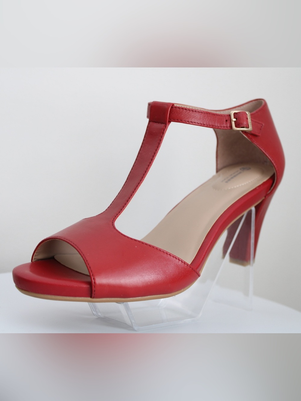 Giani Bernini Red Leather T-Strap Mid Heel Sandal Women’s Comfy Shoes Size 9